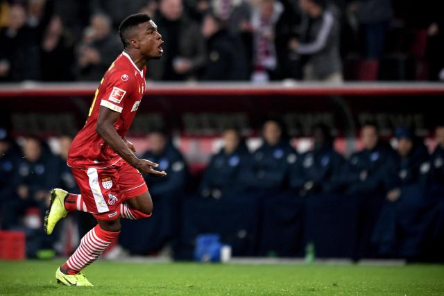 詹姆斯23+14天津力克北京 利夫18+8难挡3连败