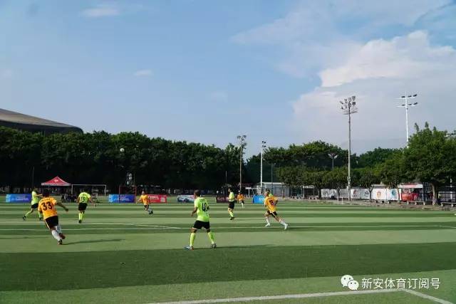 2026十堰马拉松鸣枪开跑 上万跑者领略“山水车城”