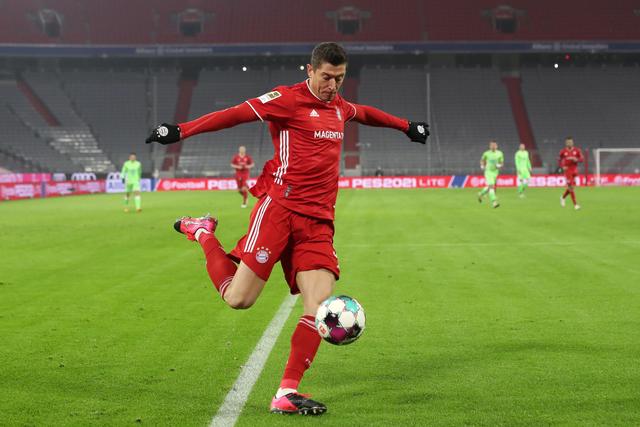 2026十堰马拉松鸣枪开跑 上万跑者领略“山水车城”